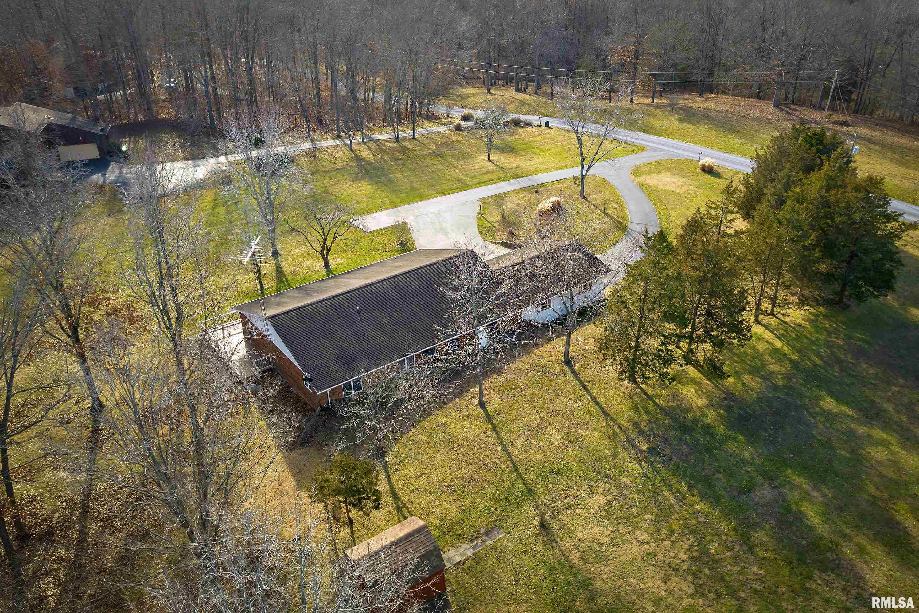 1140 Crabtree Road Murphysboro, IL 62966 - Photo 54 of 65 Gallery Image 54