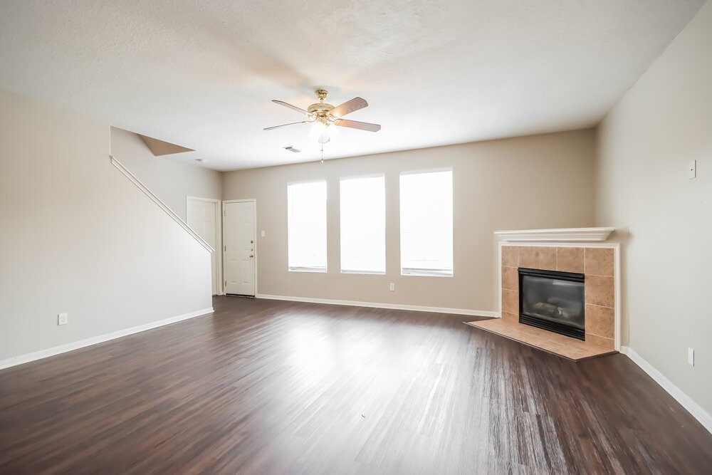 12151 Landsdown Ridge Way Humble, TX 77346 - Photo 4 of 17 Gallery Image 4