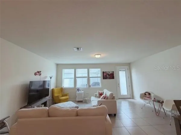 $2,580 | 10829 Wooded Acre Alley, Orlando, FL 32829