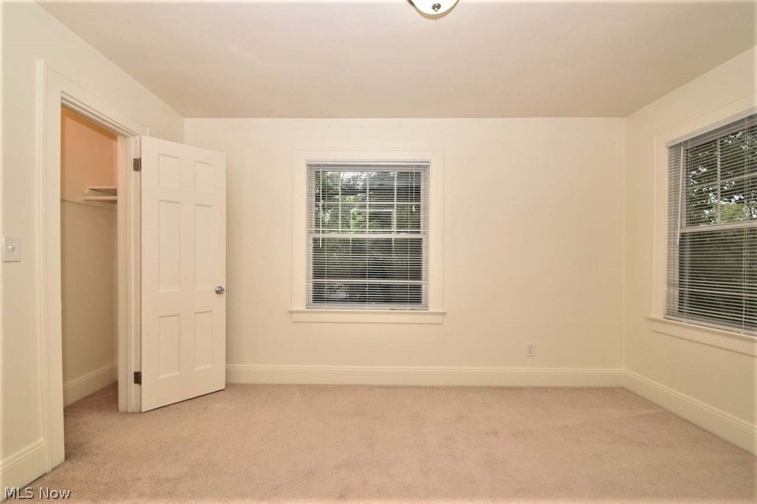 3020 Somerton Road Cleveland, OH 44118 - Photo 28 of 33