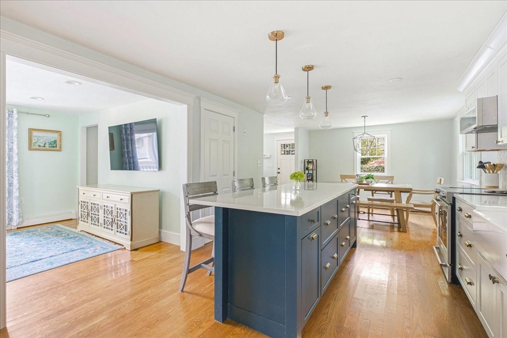 4 Commodore Terrace Boston, MA 02136 - Photo 8 of 26 Gallery Image 8