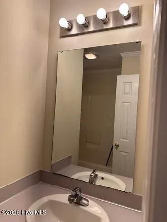 $1,100 | 3929 Sterling Pointe Drive, Unit AAA5, Winterville, NC 28590