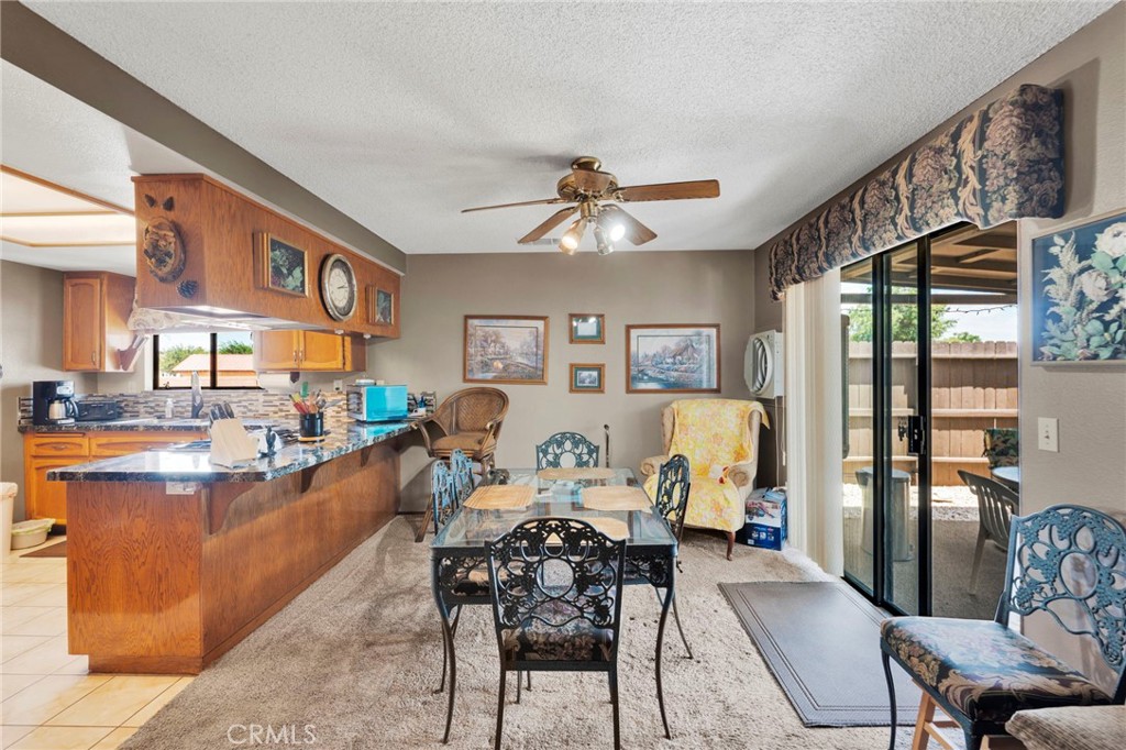 19031 Shoshonee Road Apple Valley, CA 92307 - Photo 11 of 43
