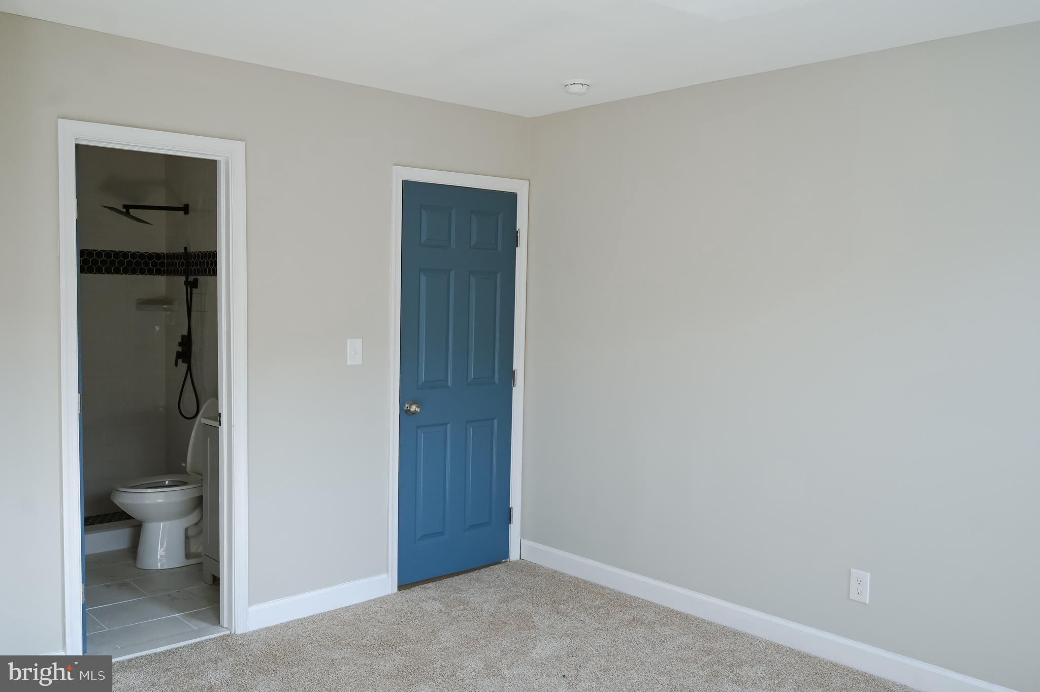 2214 East Fayette Street Baltimore, MD 21231 - Photo 29 of 40 a view of bathroom with a toilet