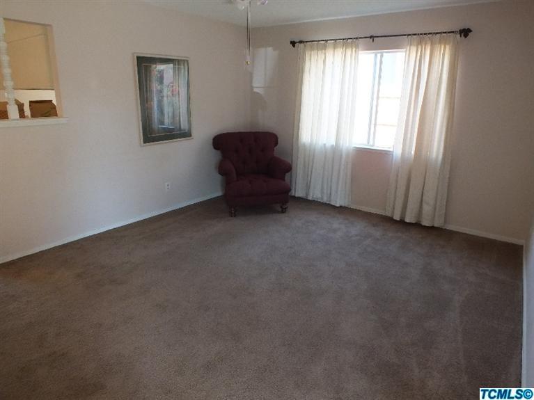 2876 Merlan Way Hanford, CA 93230 - Photo 2 of 13 Additional Photo