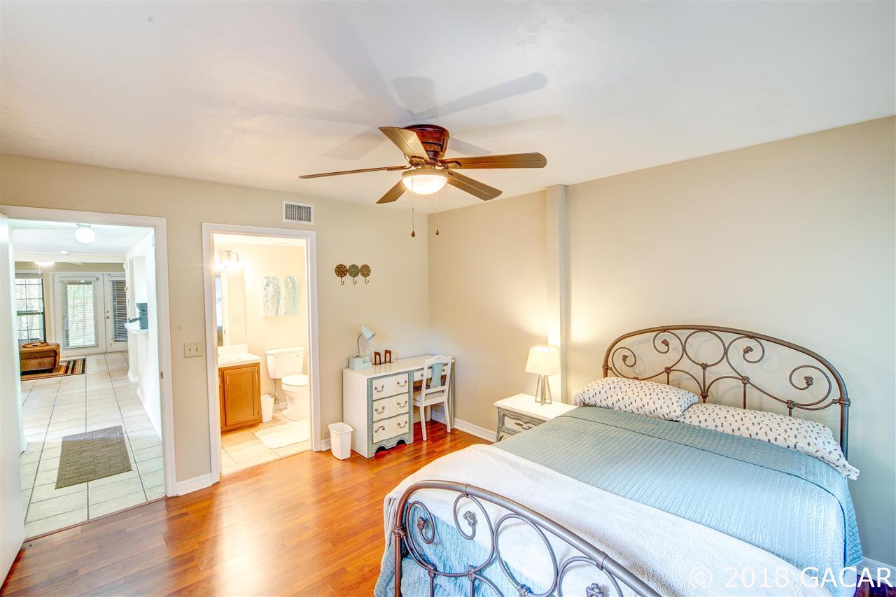 858 Southwest 58 Terrace Gainesville, FL 32607 - Photo 13 of 26