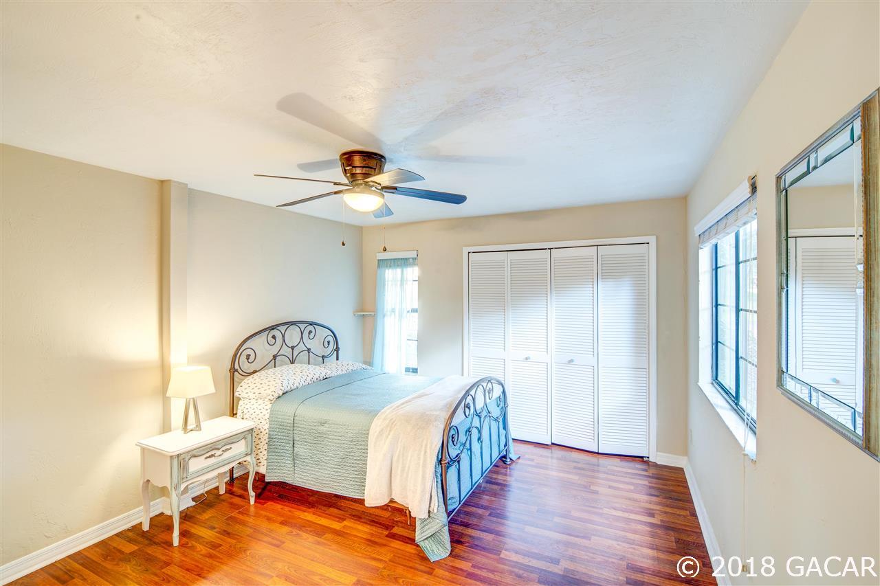 858 Southwest 58 Terrace Gainesville, FL 32607 - Photo 14 of 26
