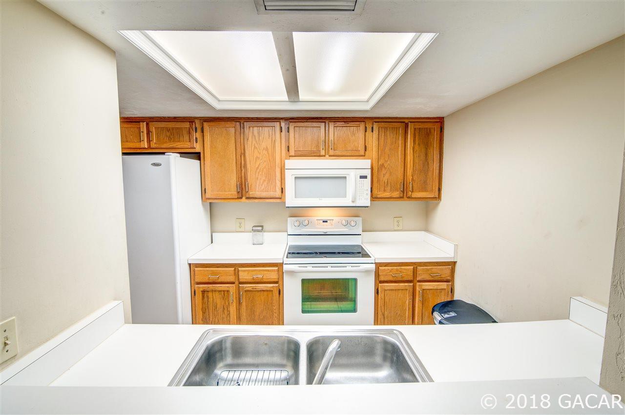 858 Southwest 58 Terrace Gainesville, FL 32607 - Photo 10 of 26