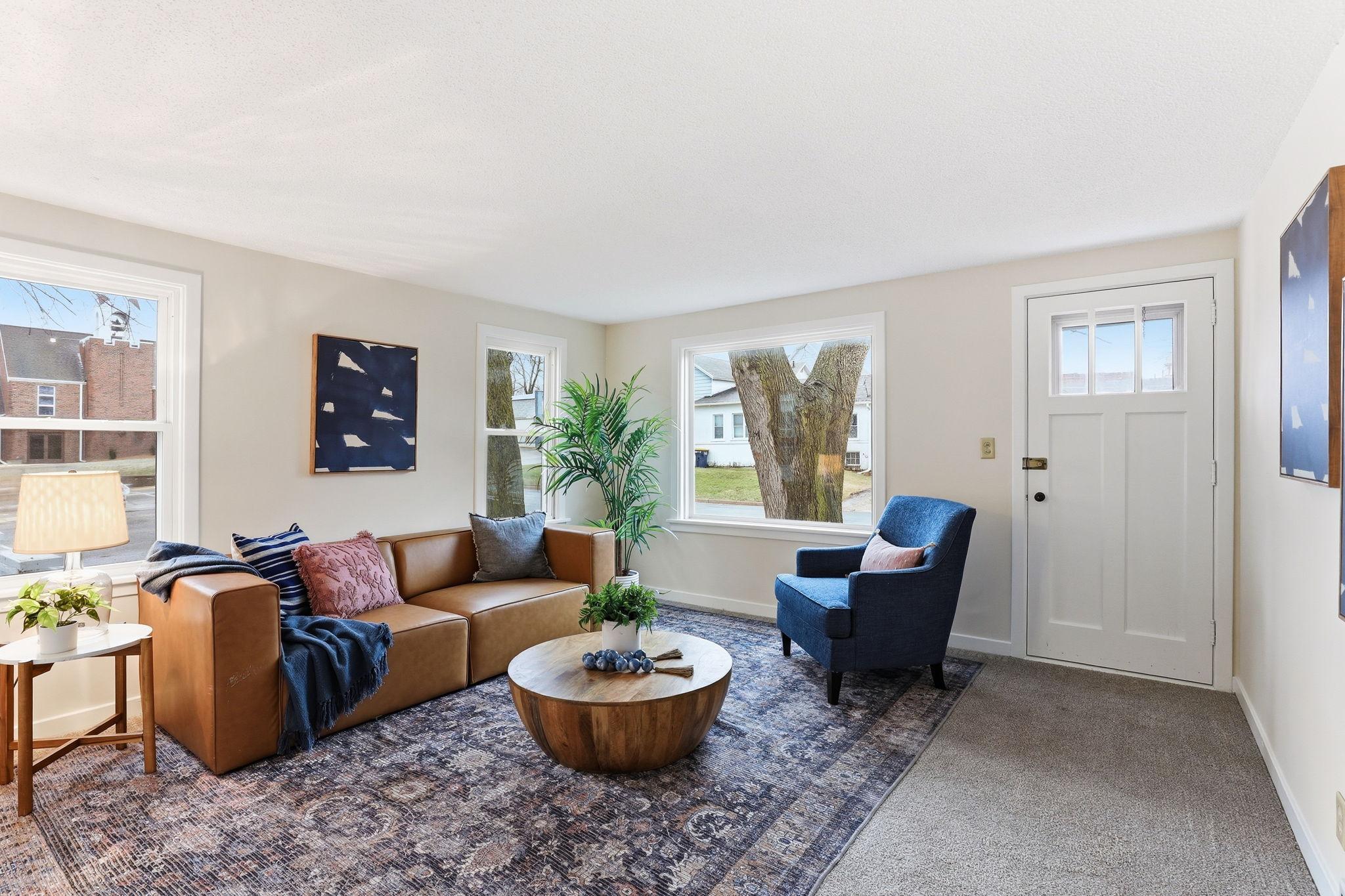 118 Bay Street Ellsworth, WI 54011 - Photo 3 of 19