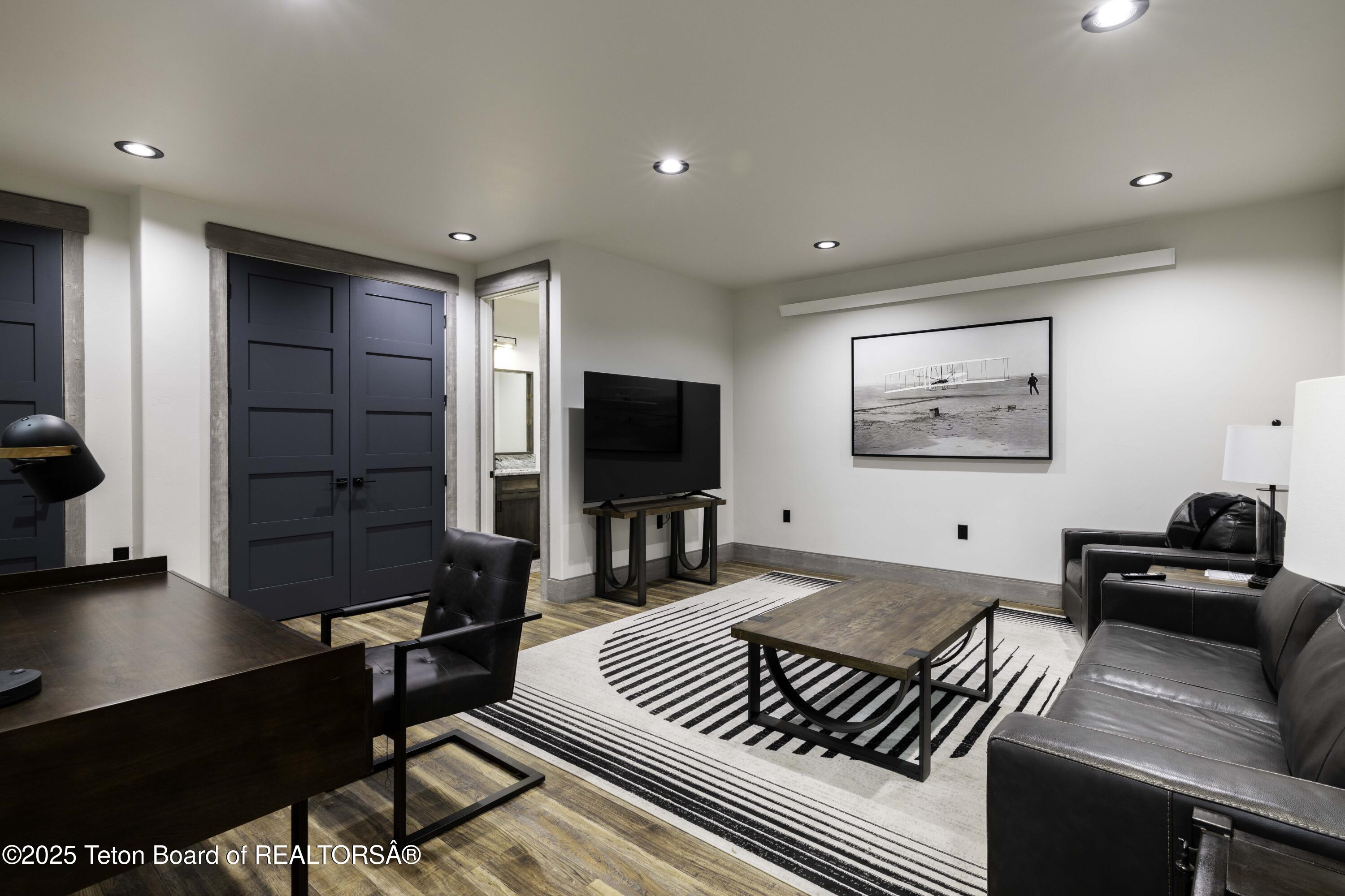 42 Airport Road Afton, WY 83110 - Photo 12 of 16 Web - Hangar 42-6