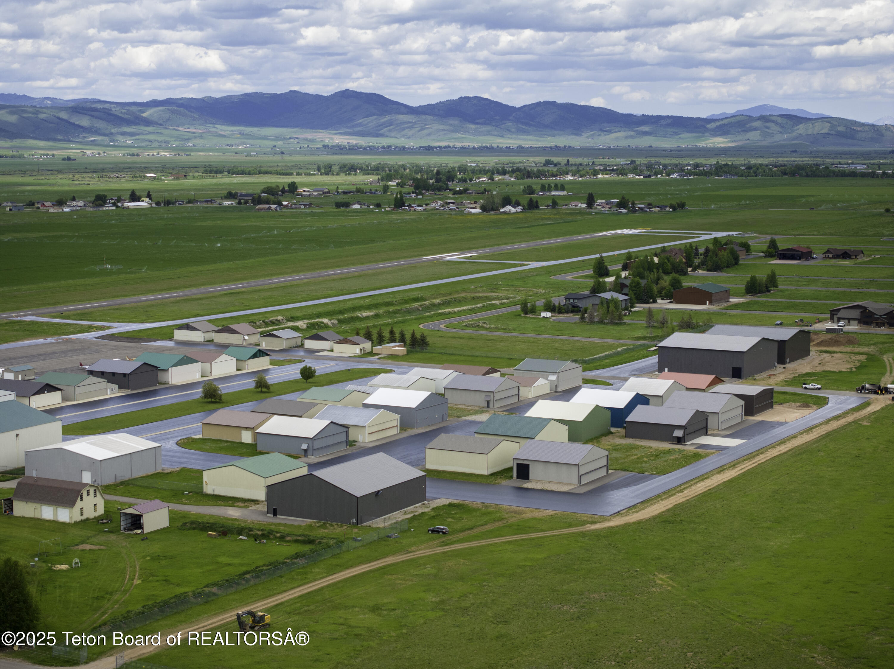 42 Airport Road Afton, WY 83110 - Photo 3 of 16 Web - Hangar 42-11