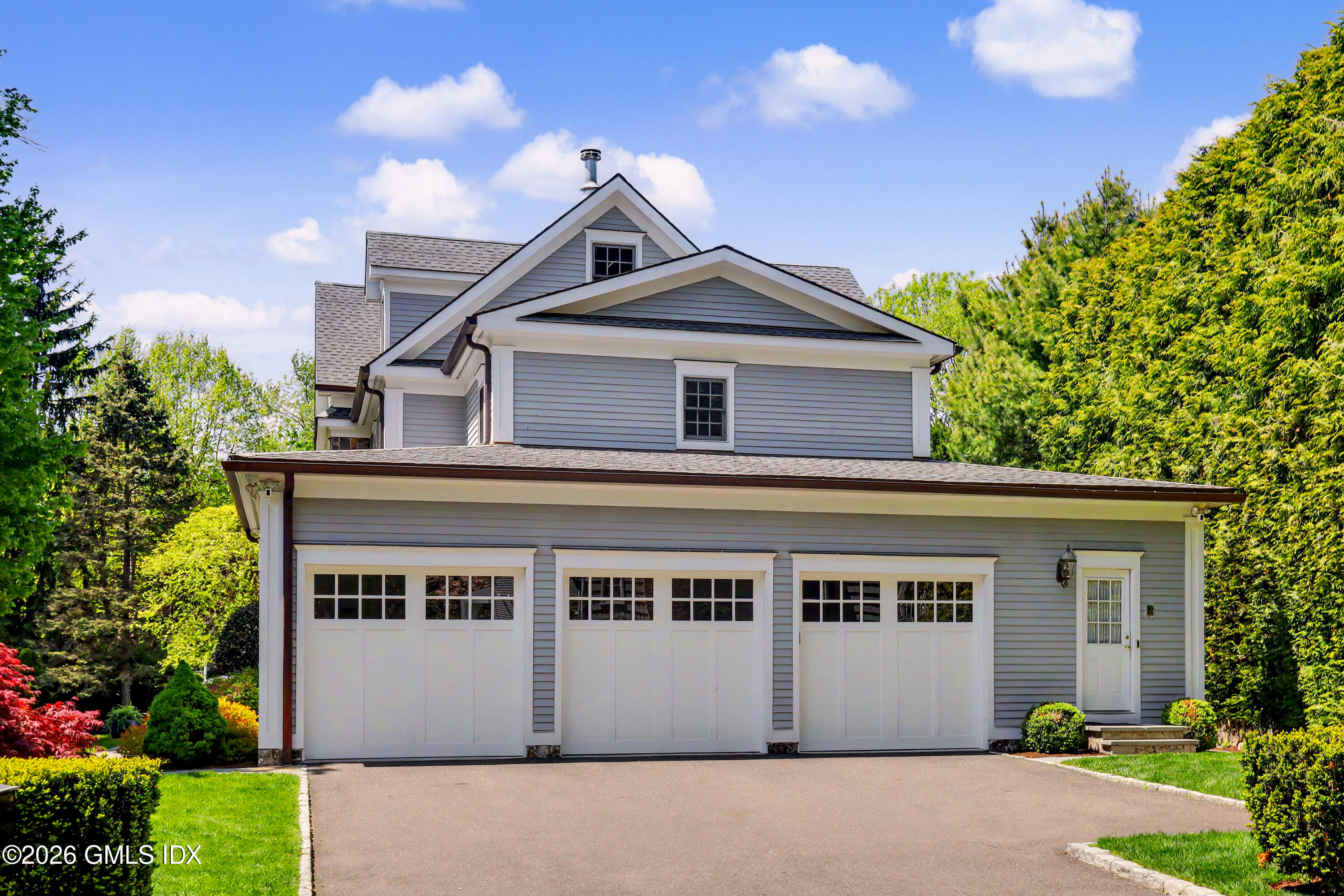 73 Lockwood Road Riverside, CT 06878 - Photo 3 of 47 73 Lockwood Rd