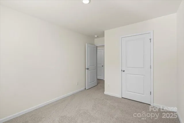 $2,300 | 1339 37th Ave Lane Northeast, Hickory, NC 28601