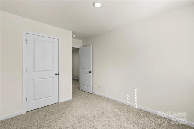 $2,300 | 1339 37th Ave Lane Northeast, Hickory, NC 28601