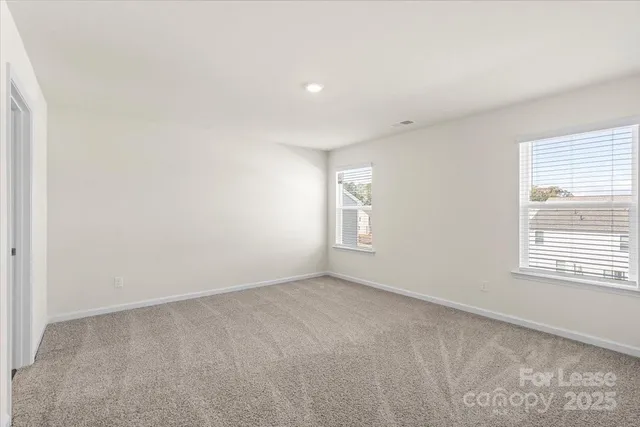 $2,300 | 1339 37th Ave Lane Northeast, Hickory, NC 28601