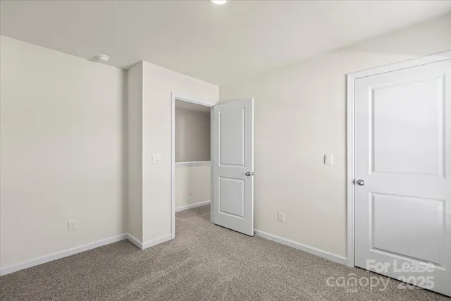 $2,300 | 1339 37th Ave Lane Northeast, Hickory, NC 28601