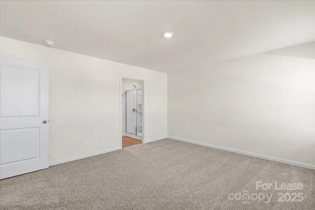 $2,300 | 1339 37th Ave Lane Northeast, Hickory, NC 28601