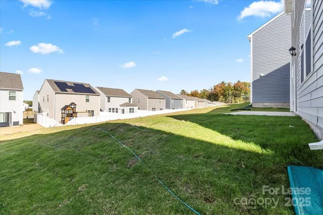 $2,300 | 1339 37th Ave Lane Northeast, Hickory, NC 28601