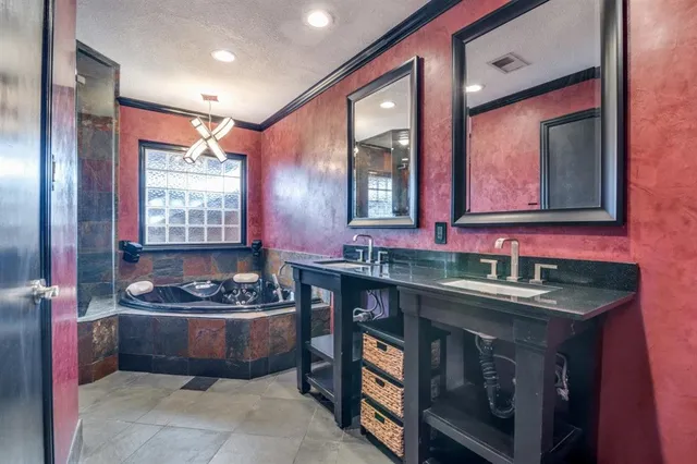 $2,800 | 813 Woodway Lane, Richardson, TX 75081