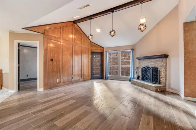 $2,800 | 813 Woodway Lane, Richardson, TX 75081