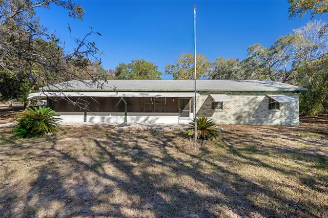 a view of a bench in the patio