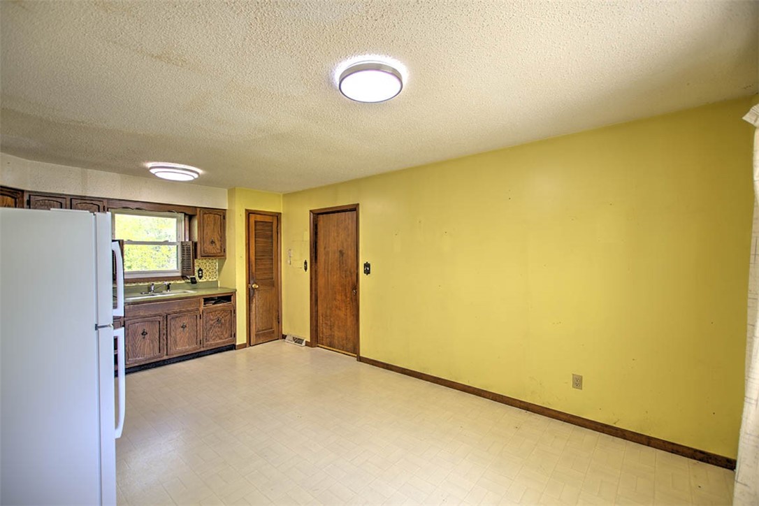 1392 Mt Gilead Road Decatur, IL 62521 - Photo 14 of 27