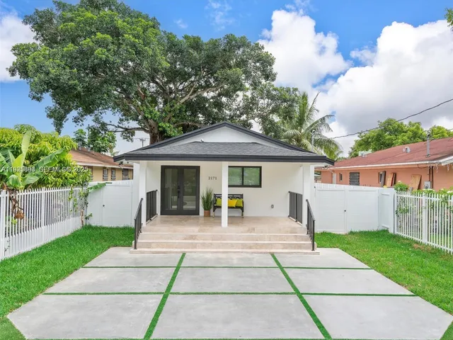 $3,900 | 2171 Northwest 49th Street, Miami, FL 33142