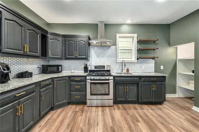 $205,000 | 944 Sandusky Avenue, Kansas City, KS 66101