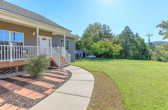 $365,000 | 215 Newberry Street West, Chattanooga, TN 37415