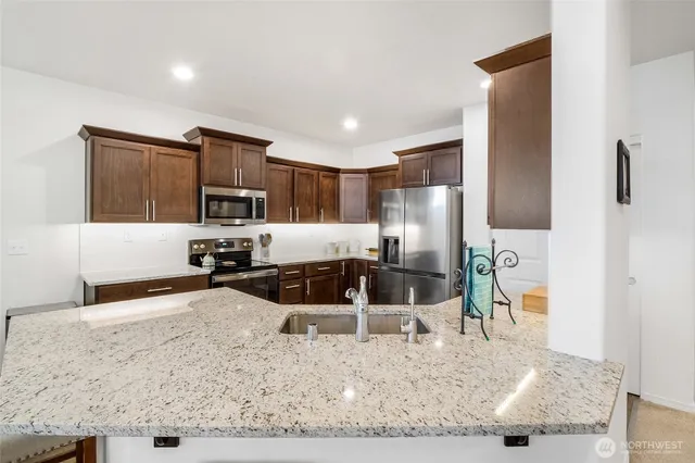 $379,000 | 502 Montana Street, Moses Lake, WA 98837