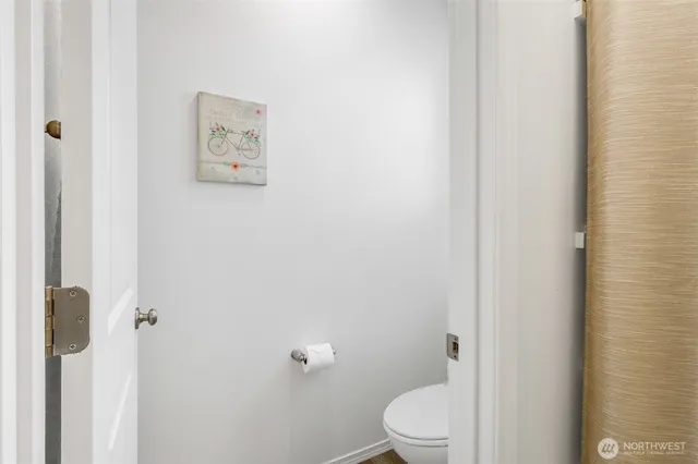 $379,000 | 502 Montana Street, Moses Lake, WA 98837