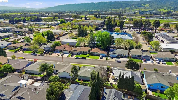 $1,200,000 | 6635 Maple Drive, Dublin, CA 94568