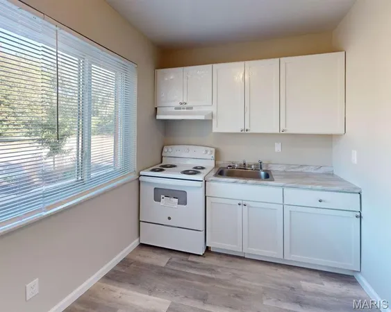 $375,000 | 2 Bruce Drive, Florissant, MO 63031