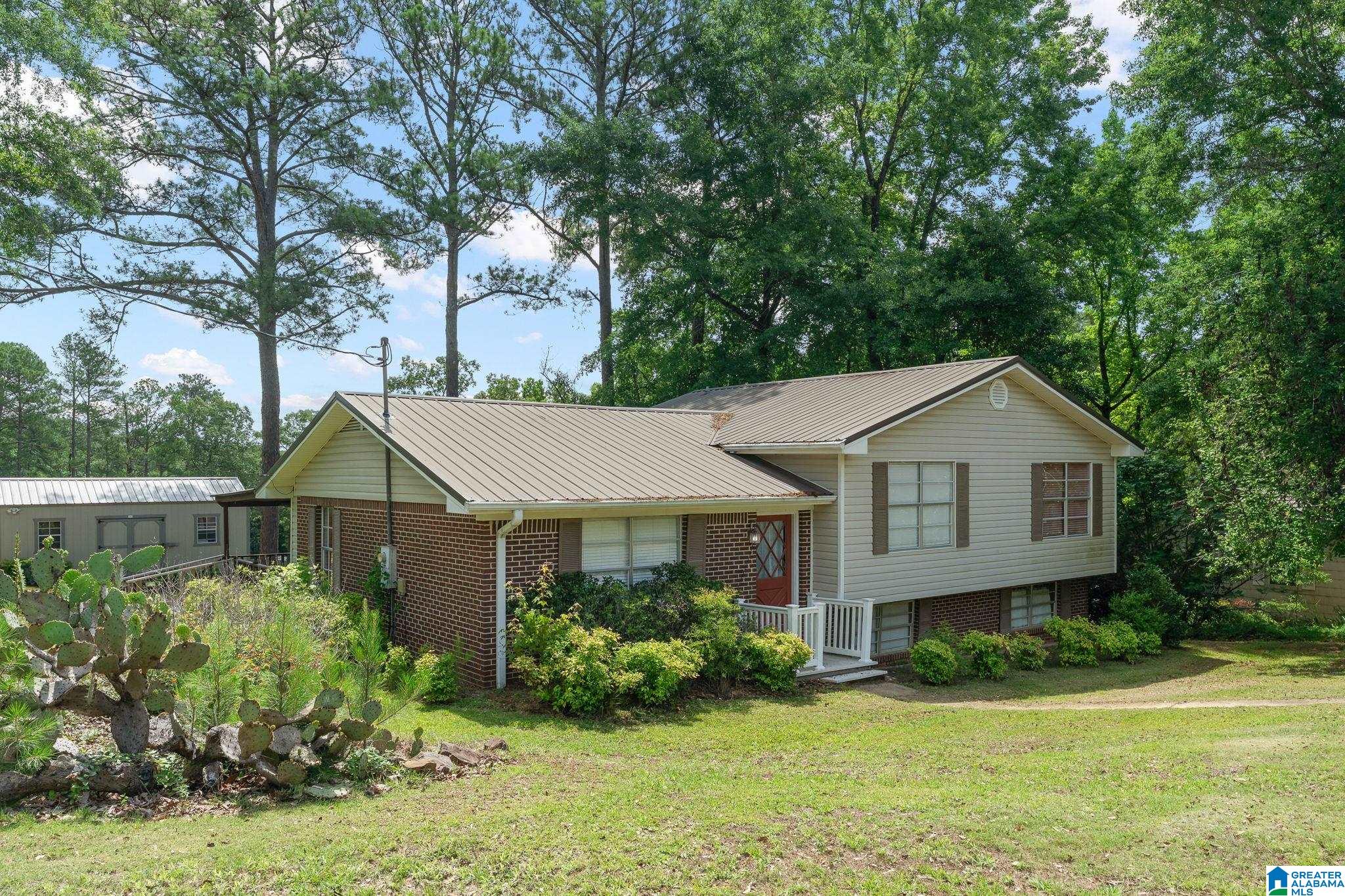 421 16th Street Calera, AL 35040 - Photo 3 of 32