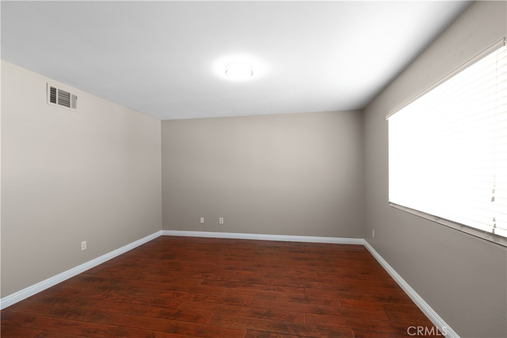 255 Roxanne Lane Corona, CA 92882 - Photo 23 of 30 Master Bedroom