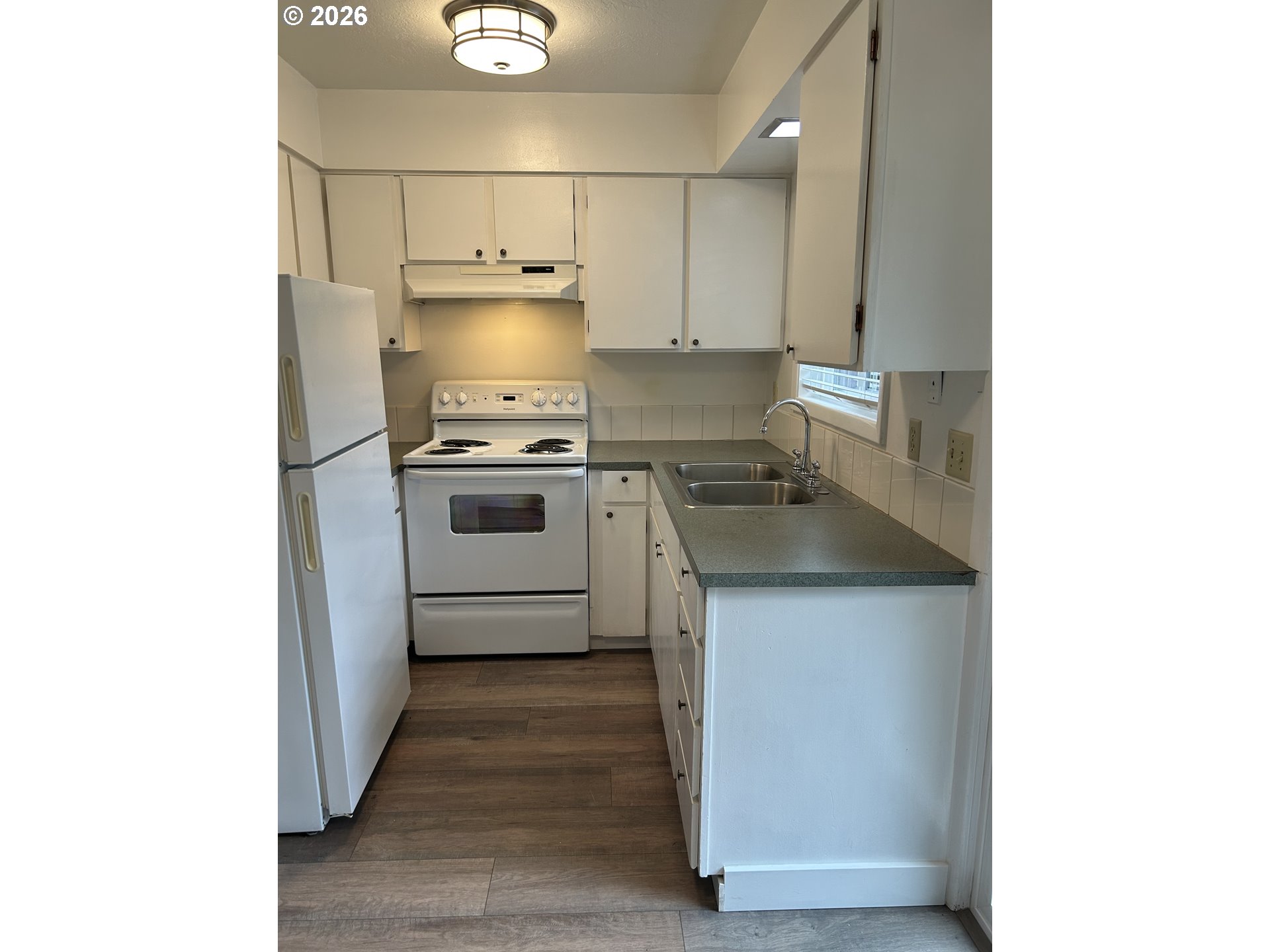 18010 Southeast Langensand Road Sandy, OR 97055 - Photo 14 of 19 Kitchen