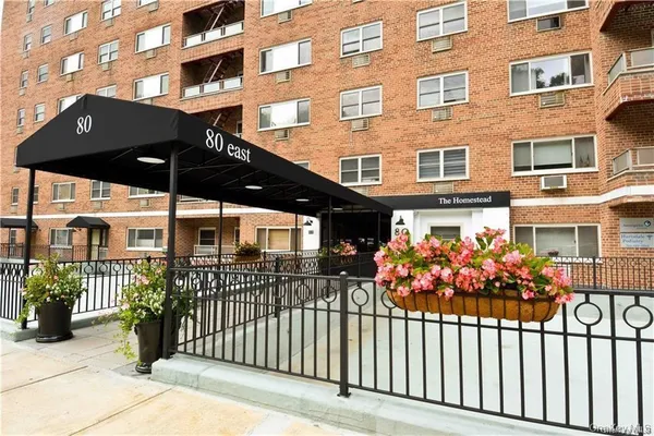 $329,975 | 80 East Hartsdale Avenue, Unit 520, Hartsdale, NY 10530