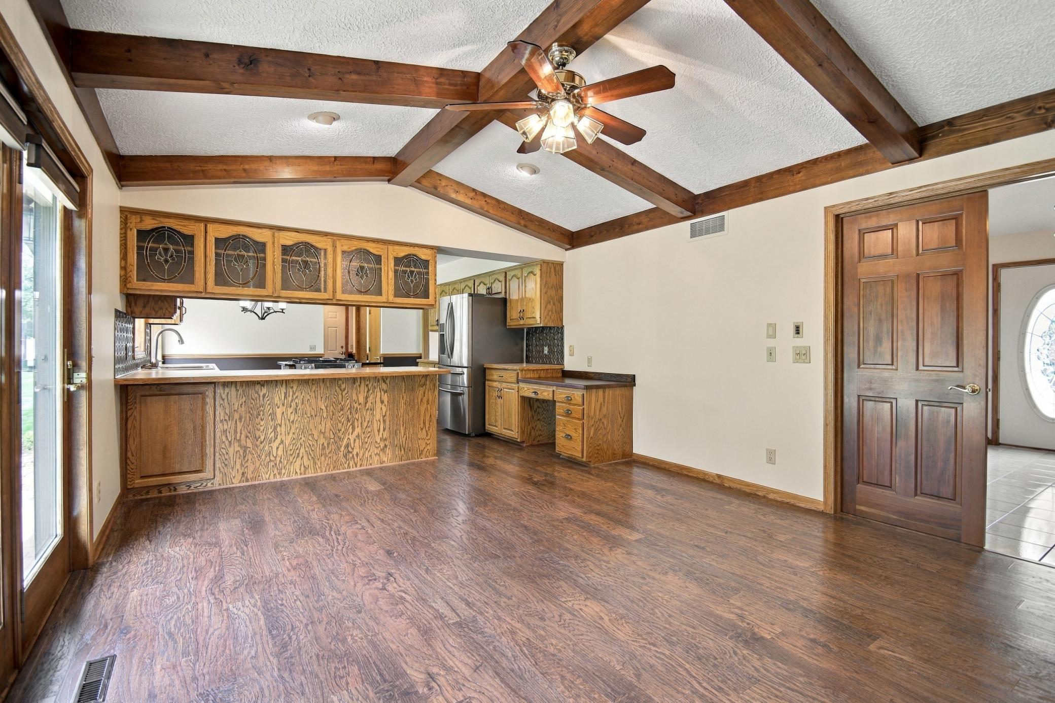 402 24th Street Southwest Austin, MN 55912 - Photo 6 of 60 Gallery Image 6