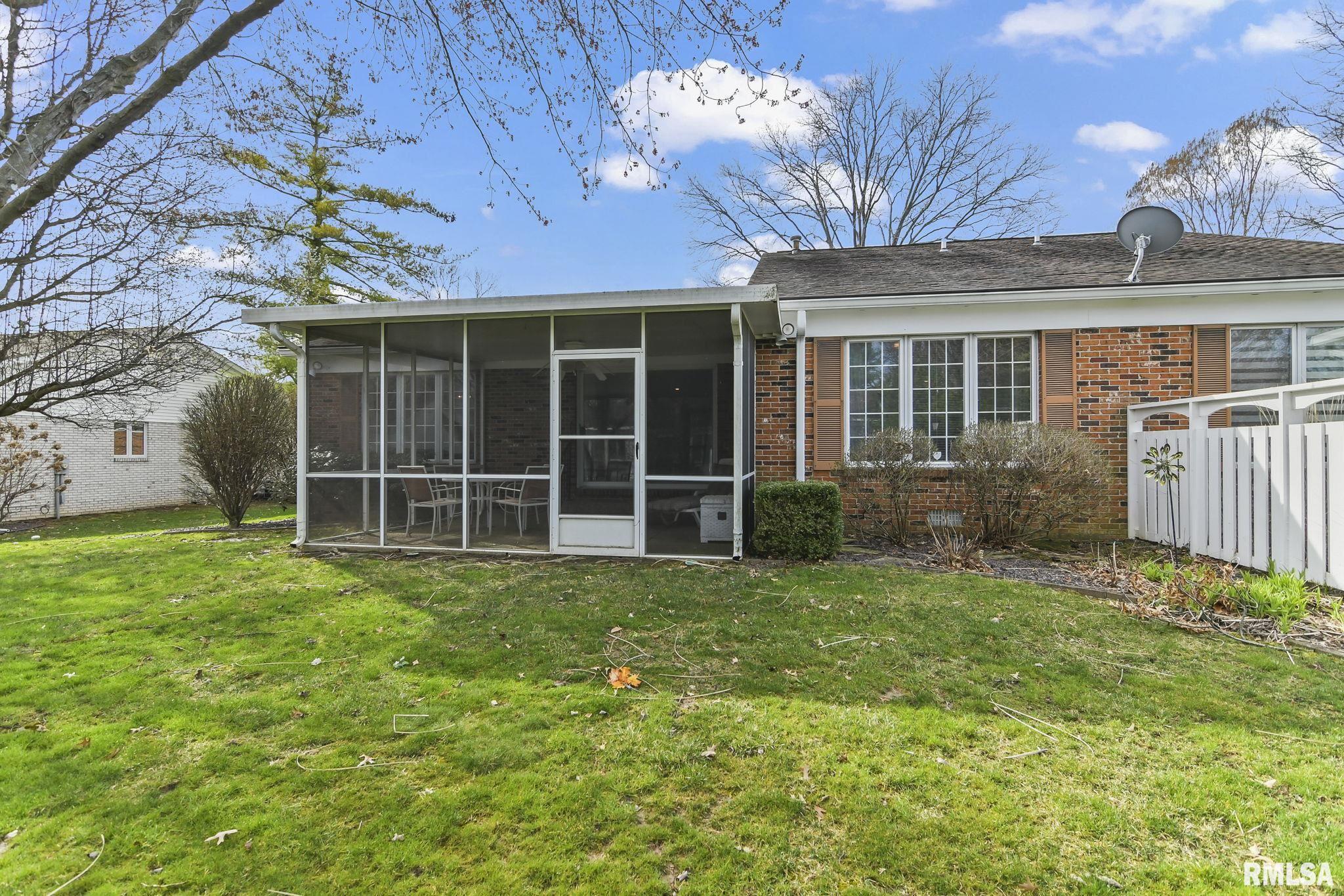 7 Turnberry Place, Unit 7 Springfield, IL 62704 - Photo 35 of 38