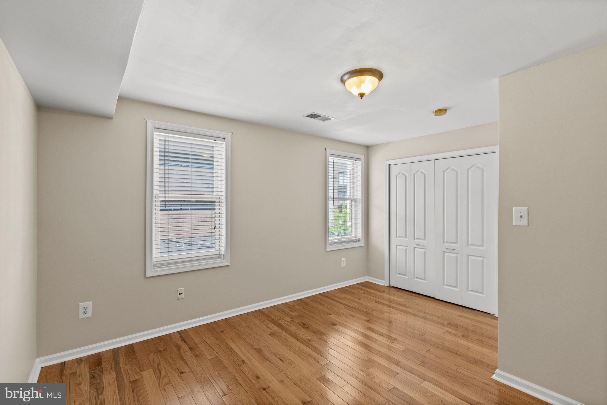 601 South 17th Street Philadelphia, PA 19146 - Photo 14 of 35