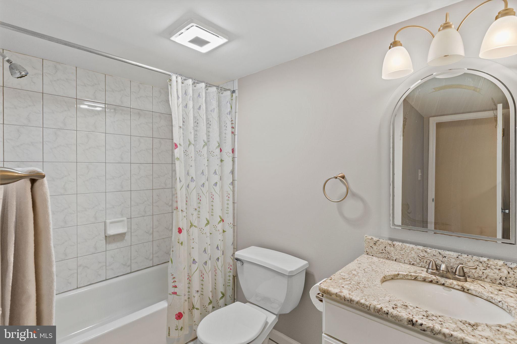 601 South 17th Street Philadelphia, PA 19146 - Photo 17 of 35