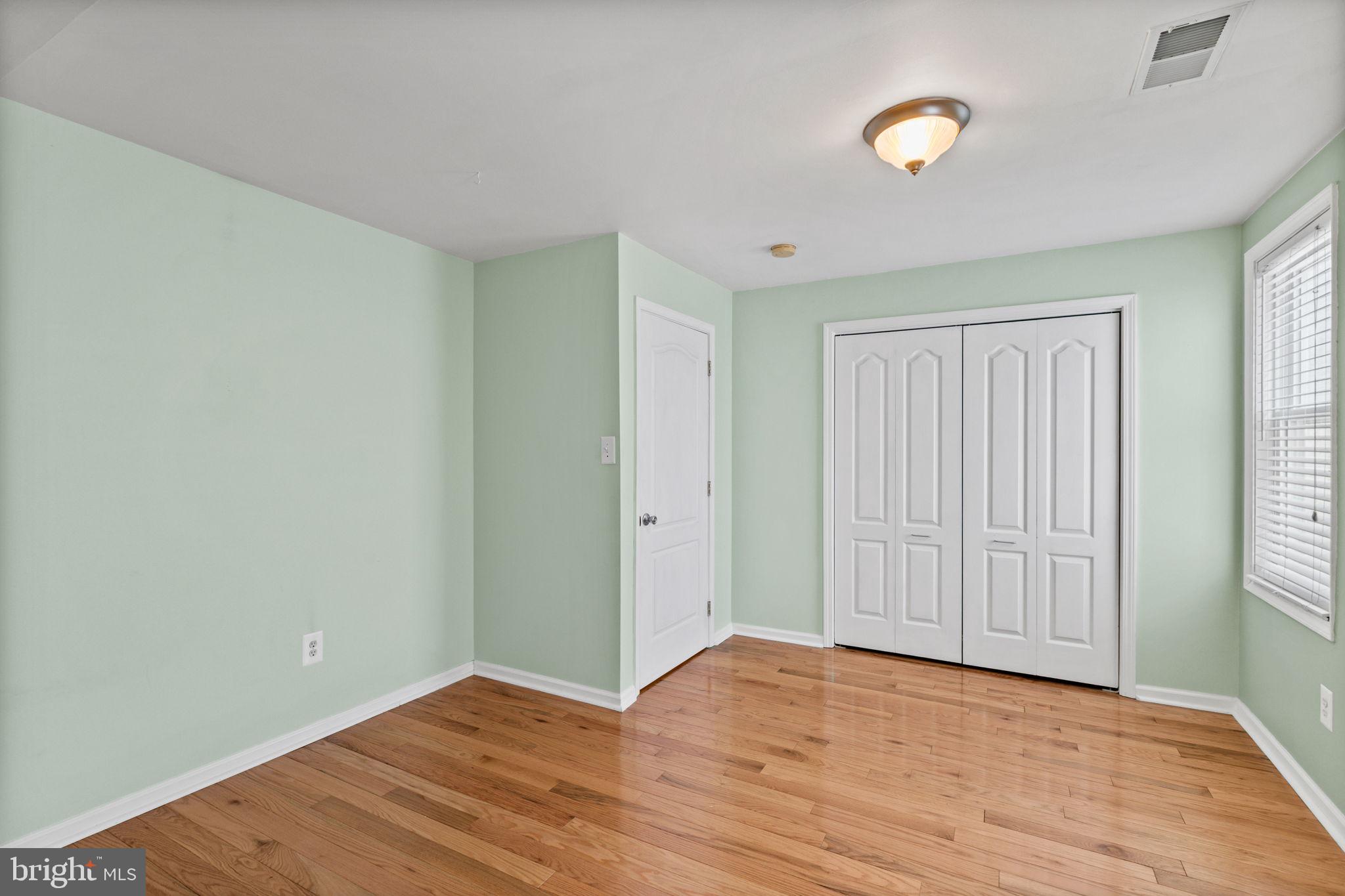 601 South 17th Street Philadelphia, PA 19146 - Photo 20 of 35