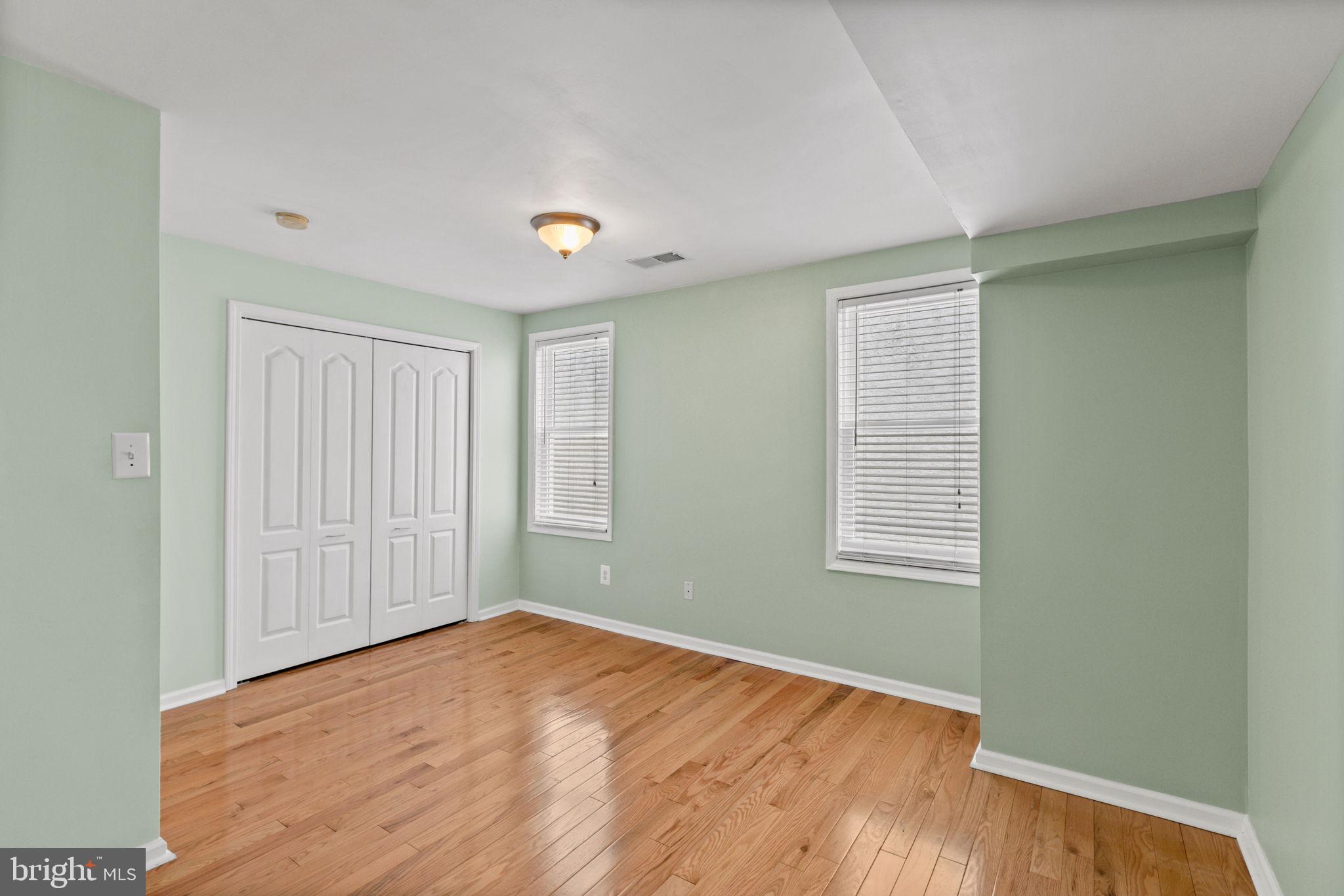 601 South 17th Street Philadelphia, PA 19146 - Photo 21 of 35