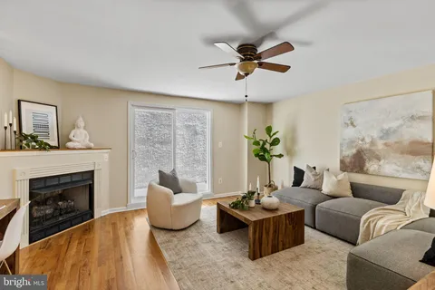 $949,900 | 601 South 17th Street, Philadelphia, PA 19146