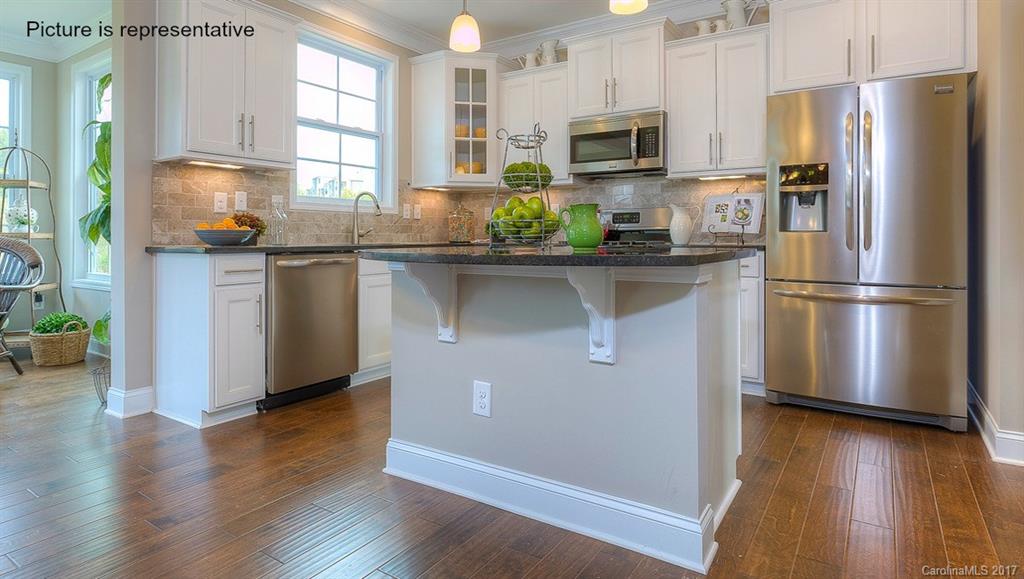 9322 Inverness Bay Road, Unit 109 Charlotte, NC 28278 - Photo 6 of 24 Gallery Image 6