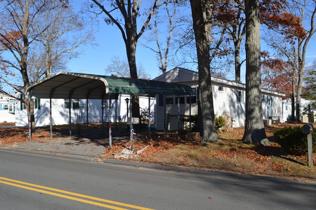 237 Lothrop Street Taunton, MA 02780 - Photo 1 of 16 Gallery Image 1