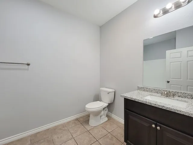 $1,625 | 3201 J P Davis Avenue, Bay City, TX 77414