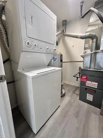 a sign that is on the side of the road