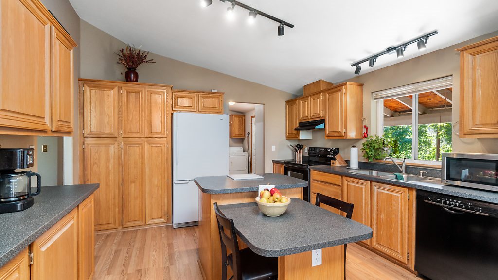 12523 West Pine Ridge Lane Cheney, WA 99004 - Photo 13 of 31 Gallery Image 13
