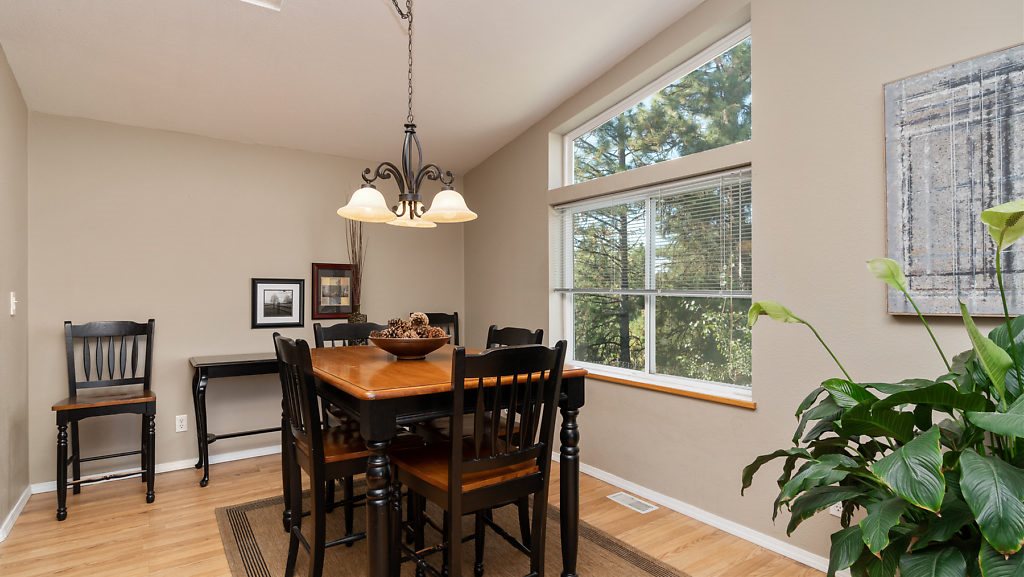12523 West Pine Ridge Lane Cheney, WA 99004 - Photo 9 of 31 Gallery Image 9